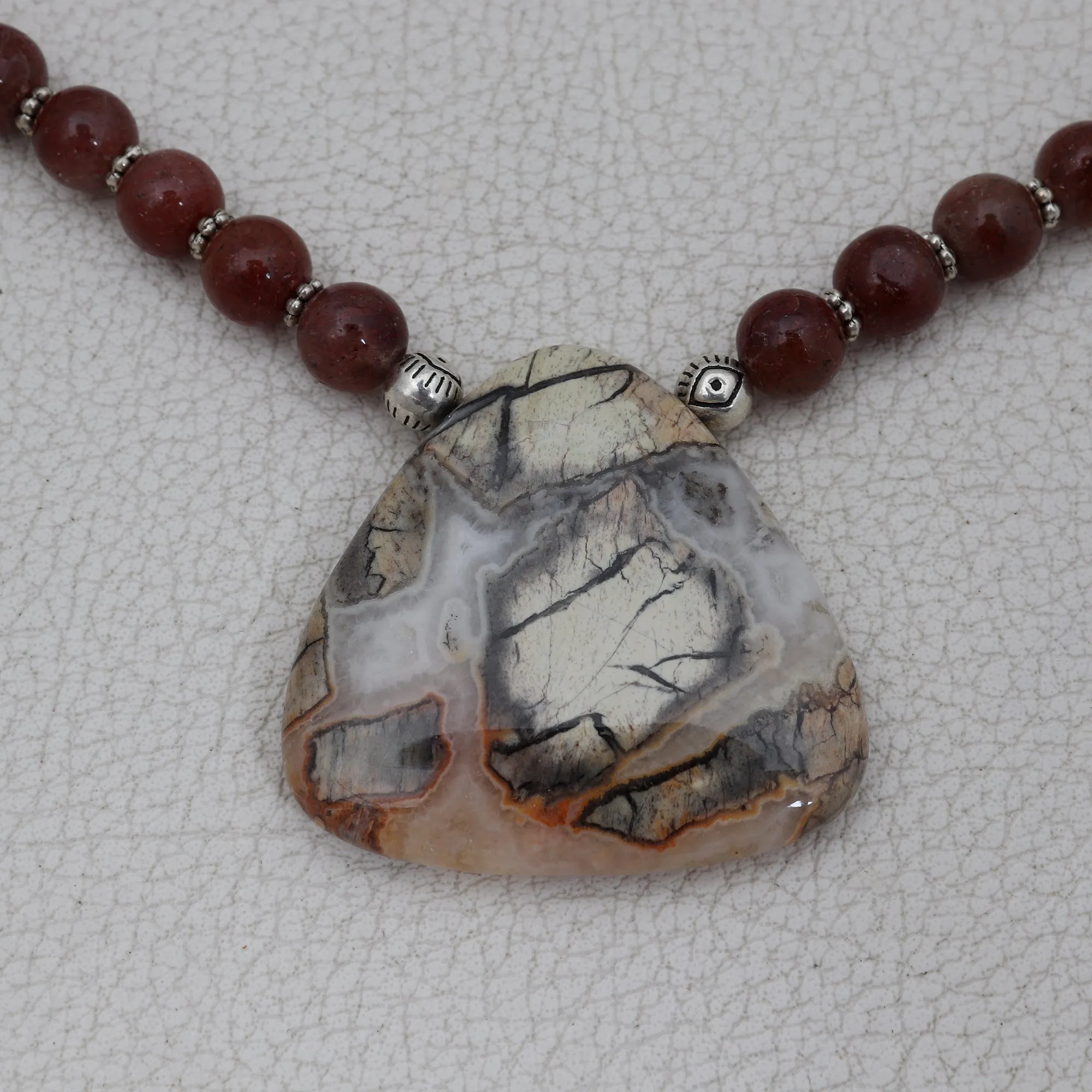 Sun Stone & Agate Beads Necklaces